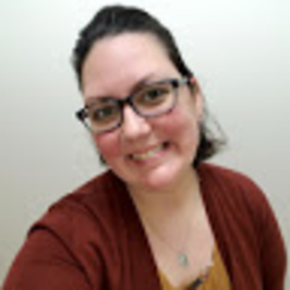 Meet your Posher, Eva